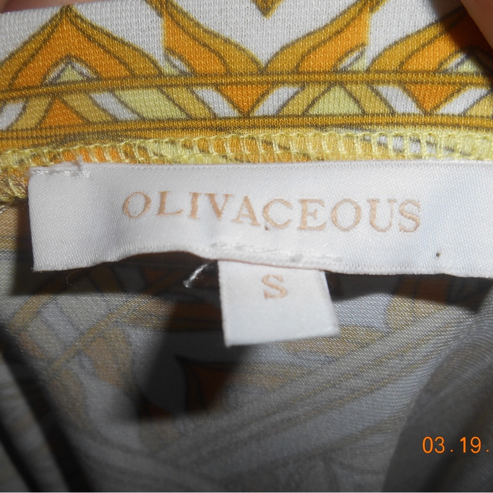 Geometric Pattern Crop Top - Picture 5 of 5